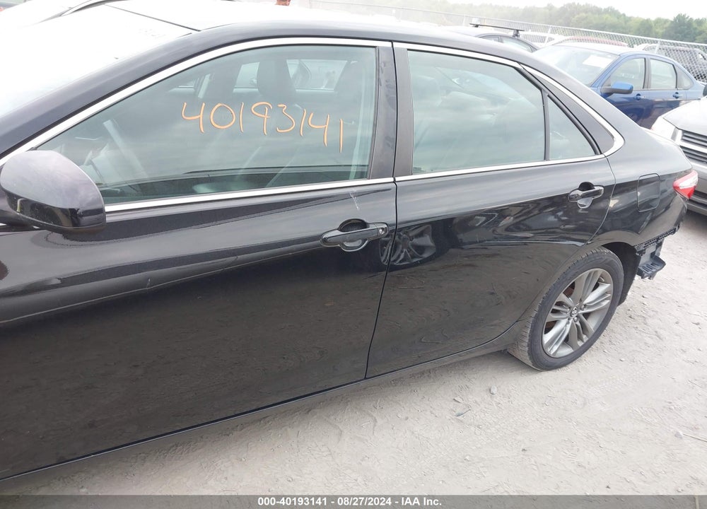 2017 TOYOTA CAMRY SE VIN: 4T1BF1FK2HU353250