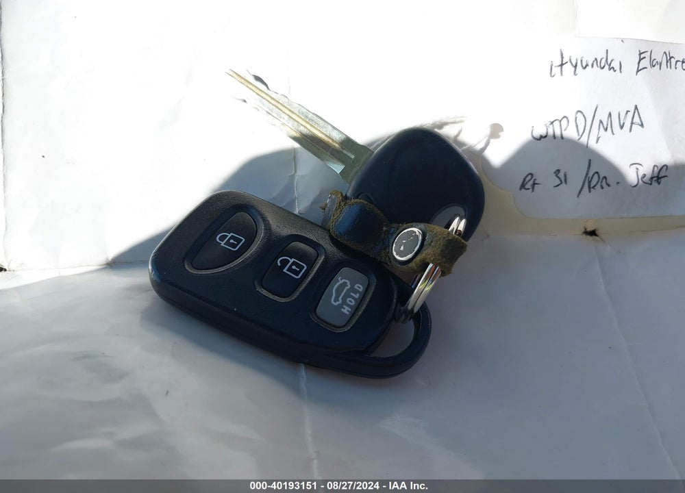 2010 HYUNDAI ELANTRA GLS VIN: KMHDU4AD7AU083723