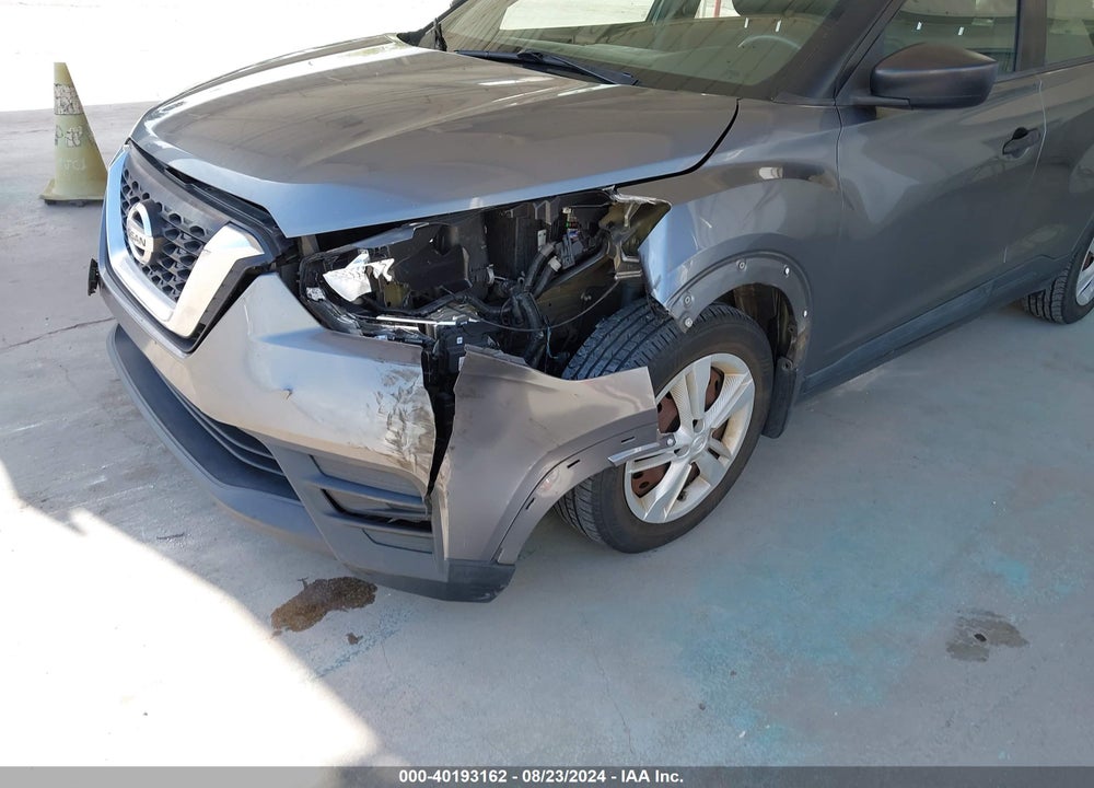 2018 NISSAN KICKS S VIN: 3N1CP5CU8JL531572