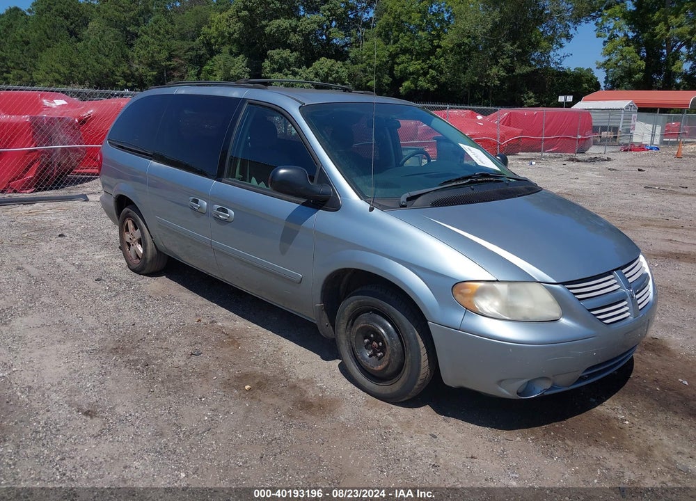 2005 DODGE GRAND CARAVAN SXT VIN: 2D8GP44L35R251275