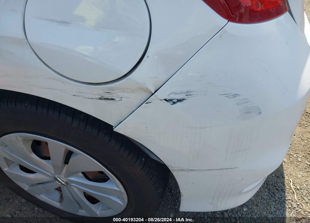 2018 NISSAN VERSA NOTE S VIN: 3N1CE2CP2JL357478