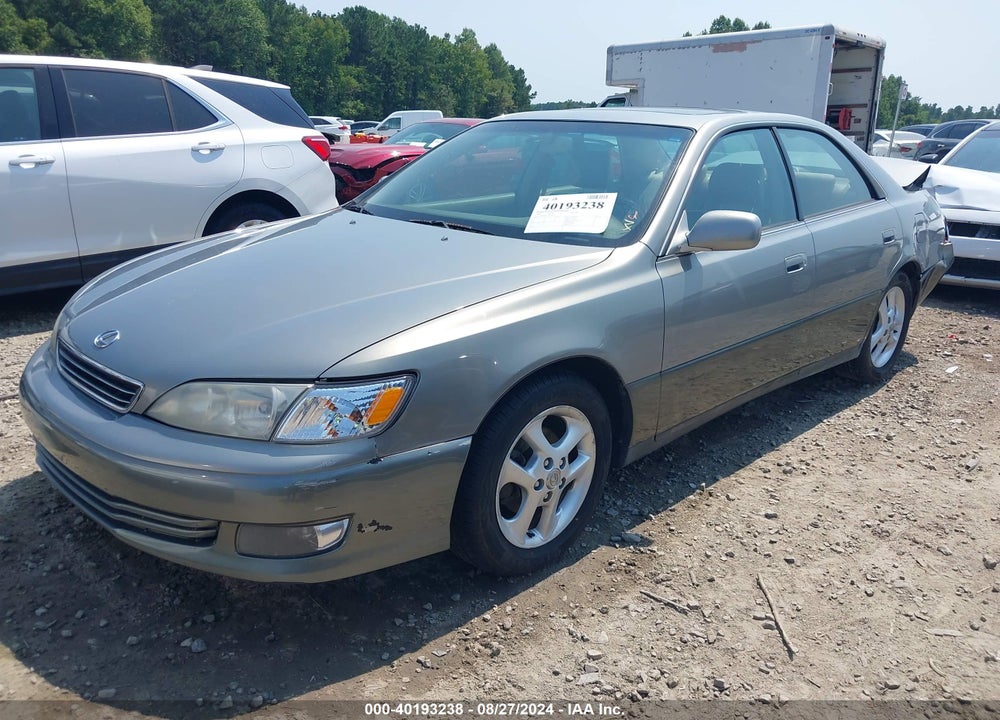 2001 LEXUS ES 300 VIN: JT8BF28G115110823