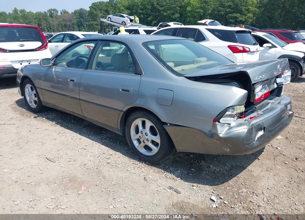 2001 LEXUS ES 300 VIN: JT8BF28G115110823