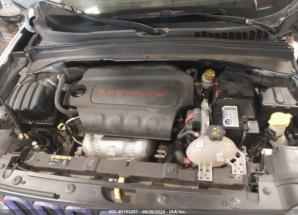 2016 JEEP RENEGADE VIN: ZACCJBBT8GPE05850