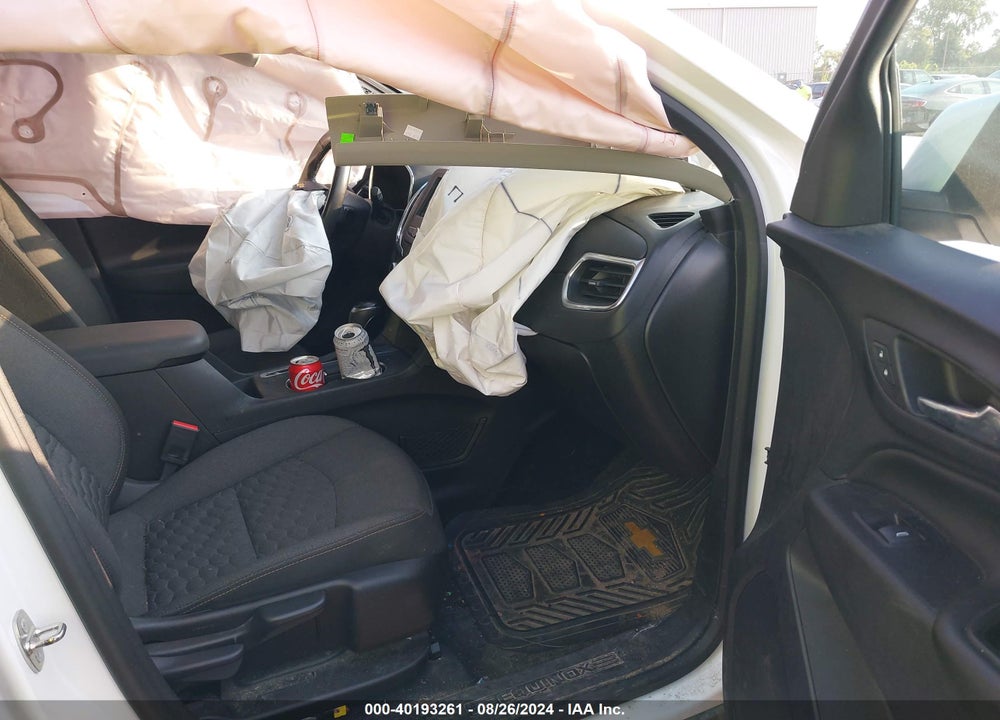 2019 CHEVROLET EQUINOX LT VIN: 2GNAXKEV2K6111828