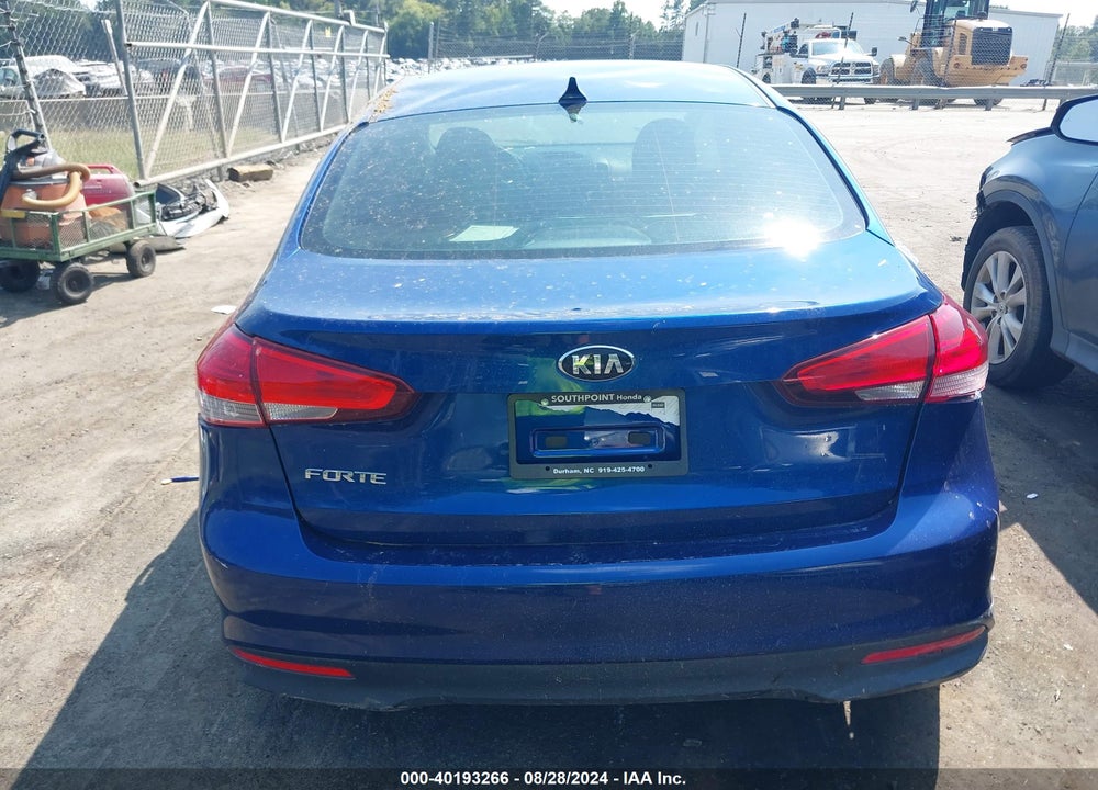 2018 KIA FORTE VIN: 3KPFK4A74JE233590