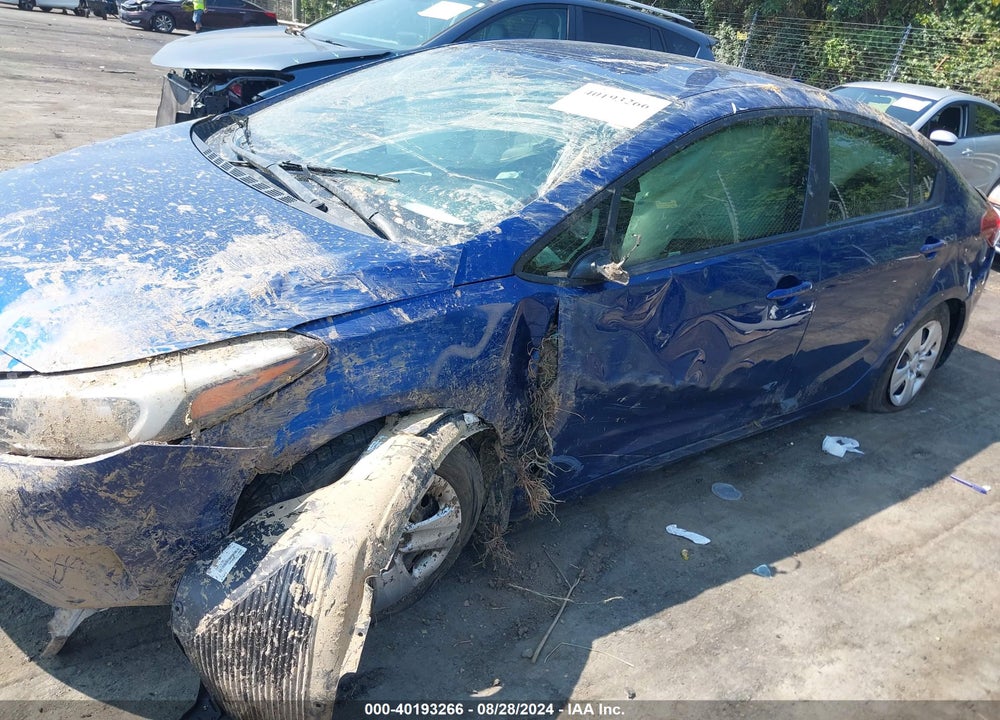 2018 KIA FORTE VIN: 3KPFK4A74JE233590