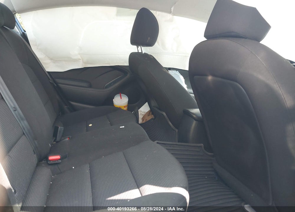 2018 KIA FORTE VIN: 3KPFK4A74JE233590