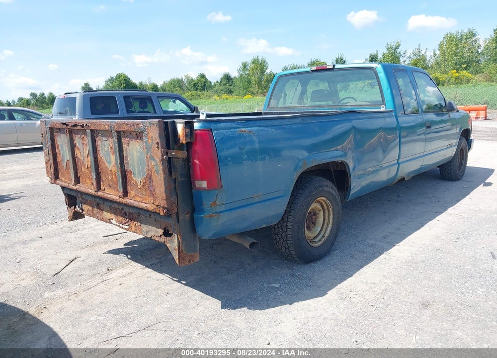 1998 CHEVROLET C1500 FLEETSIDE VIN: 1GCEC19M2WE207512