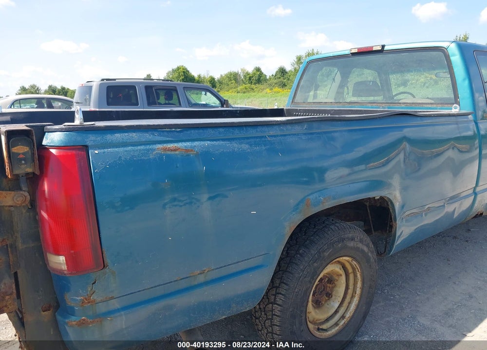 1998 CHEVROLET C1500 FLEETSIDE VIN: 1GCEC19M2WE207512