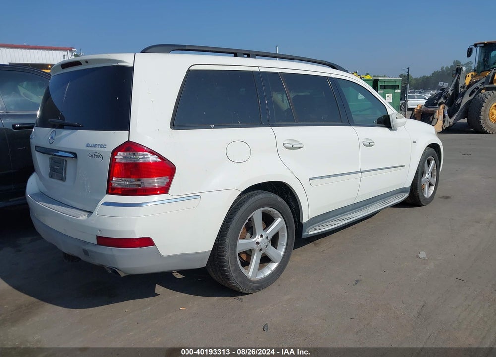 2009 MERCEDES-BENZ GL 320 BLUETEC 4MATIC VIN: 4JGBF25EX9A484804