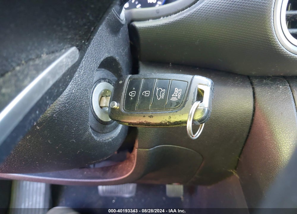 2019 HYUNDAI KONA SE VIN: KM8K12AA8KU197919