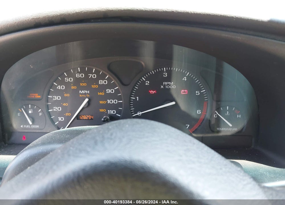 2002 SATURN S-SERIES SL1 VIN: 1G8ZH528X2Z304901