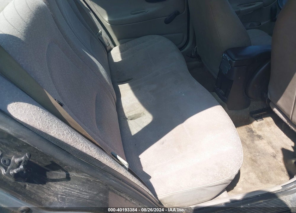 2002 SATURN S-SERIES SL1 VIN: 1G8ZH528X2Z304901
