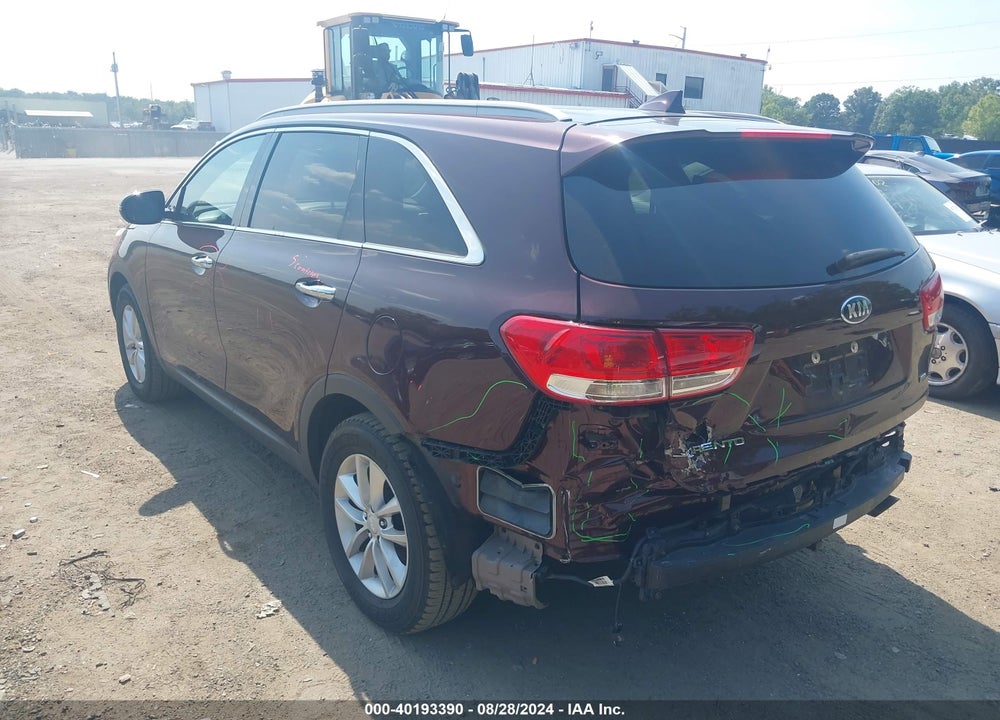 2017 KIA SORENTO 2.4L LX VIN: 5XYPG4A37HG220008