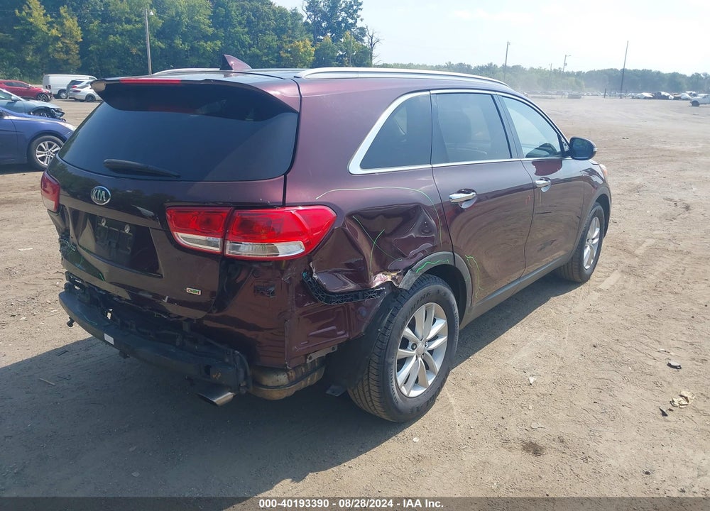 2017 KIA SORENTO 2.4L LX VIN: 5XYPG4A37HG220008