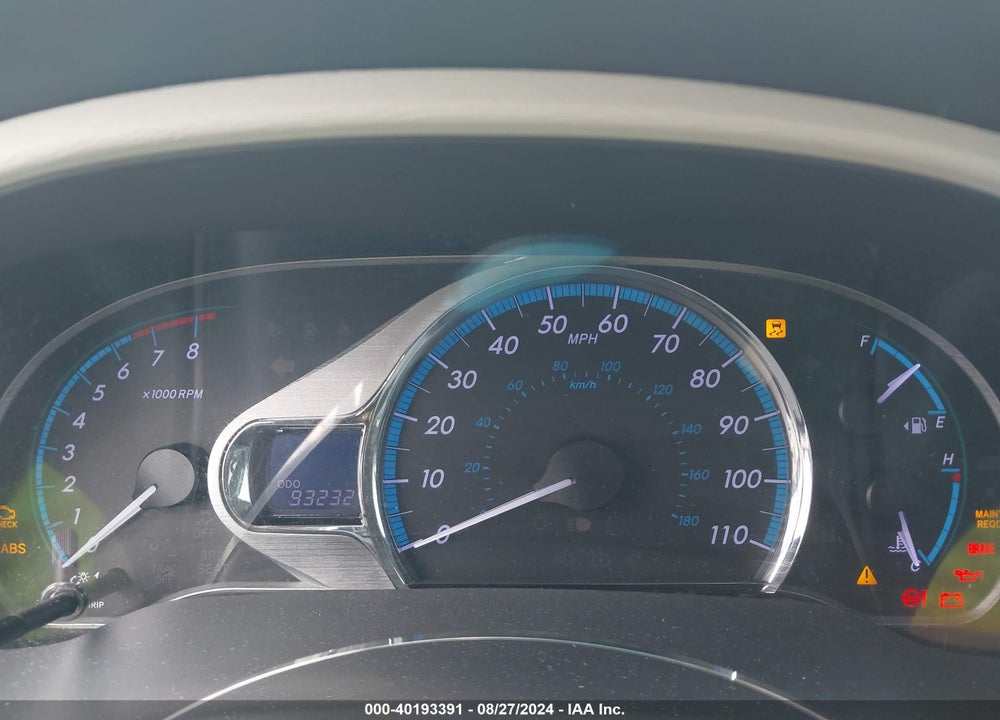 2011 TOYOTA SIENNA XLE V6 VIN: 5TDYK3DC5BS157669