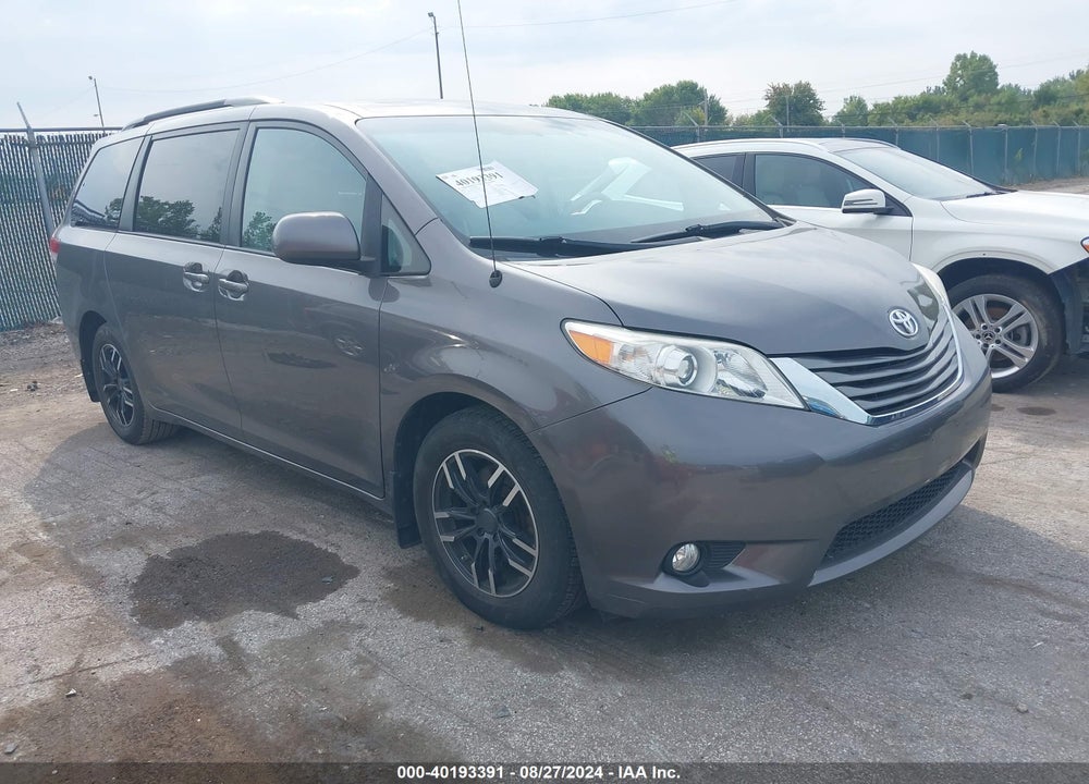 2011 TOYOTA SIENNA XLE V6 VIN: 5TDYK3DC5BS157669