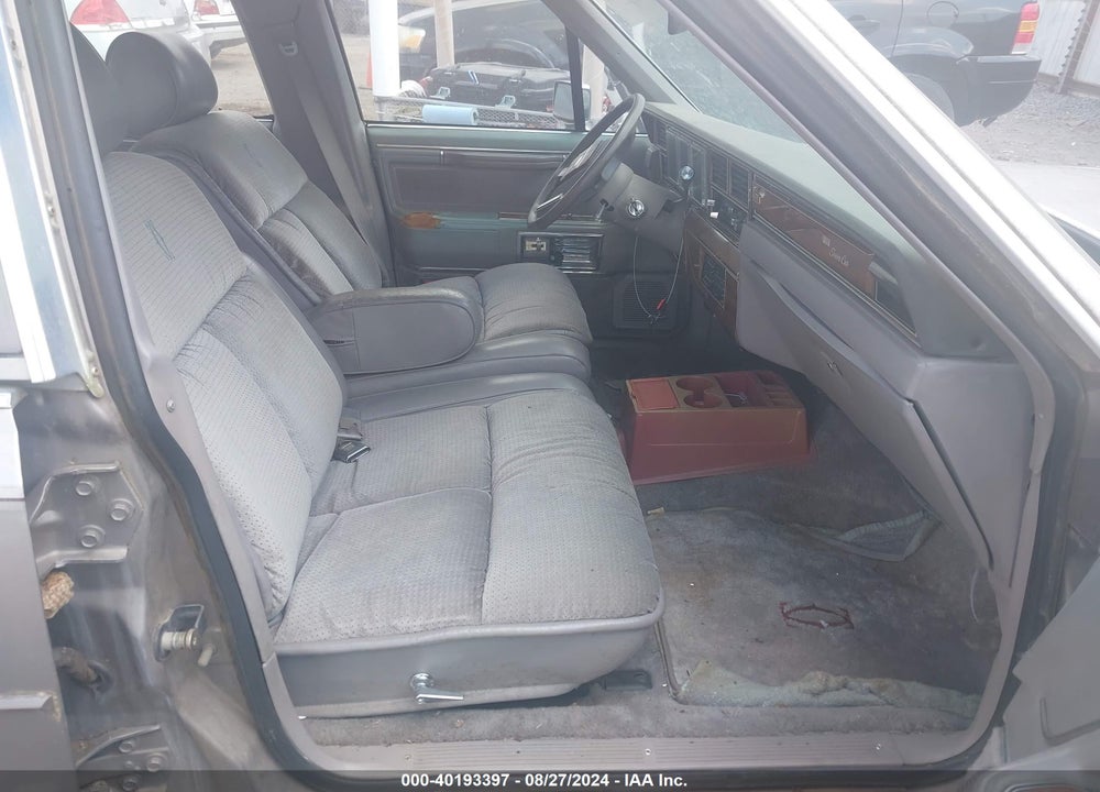 1989 LINCOLN TOWN CAR CARTIER VIN: 1LNBM83F3KY607022