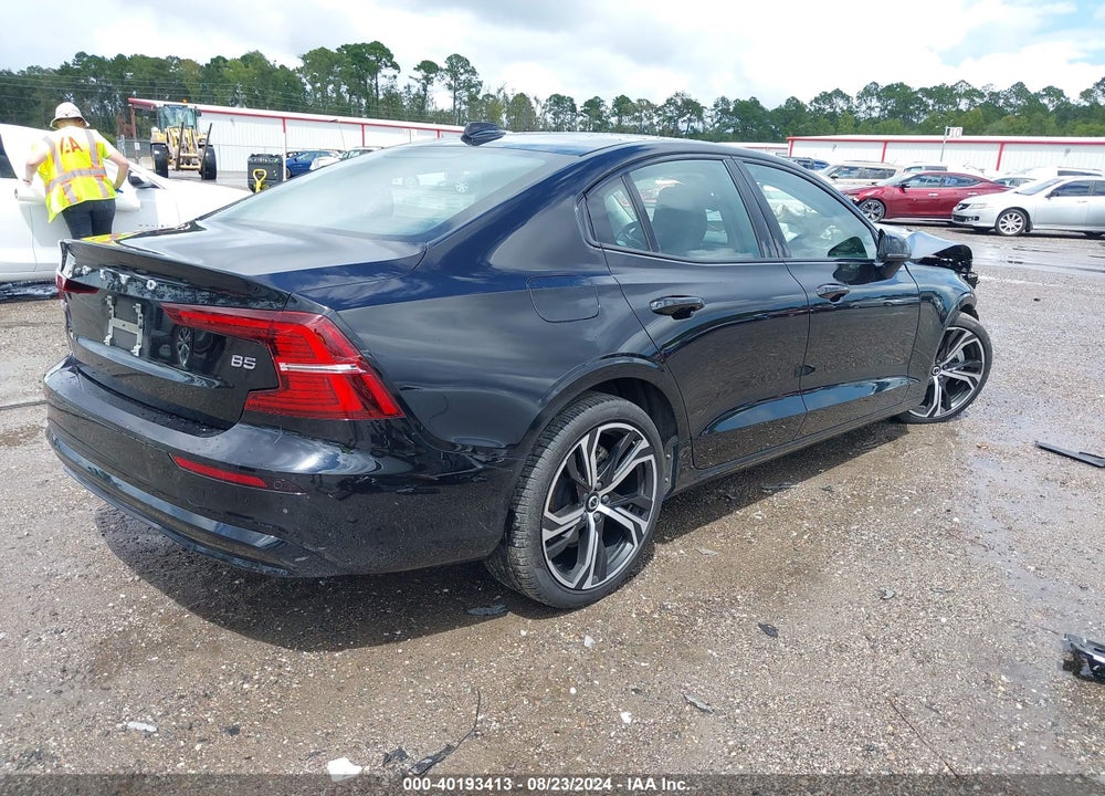 2024 VOLVO S60 B5 CORE DARK THEME VIN: 7JRL12FK7RG294274