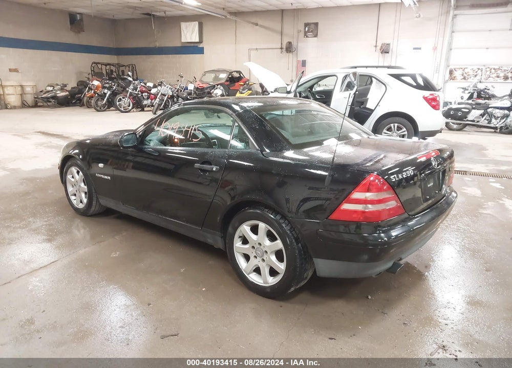 1999 MERCEDES-BENZ SLK 230 KOMPRESSOR VIN: WDBKK47F3XF120708