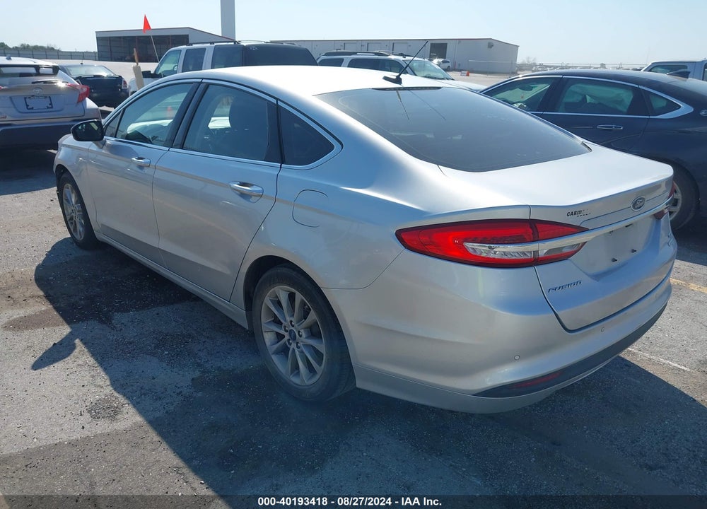 2017 FORD FUSION SE VIN: 3FA6P0HD8HR312324