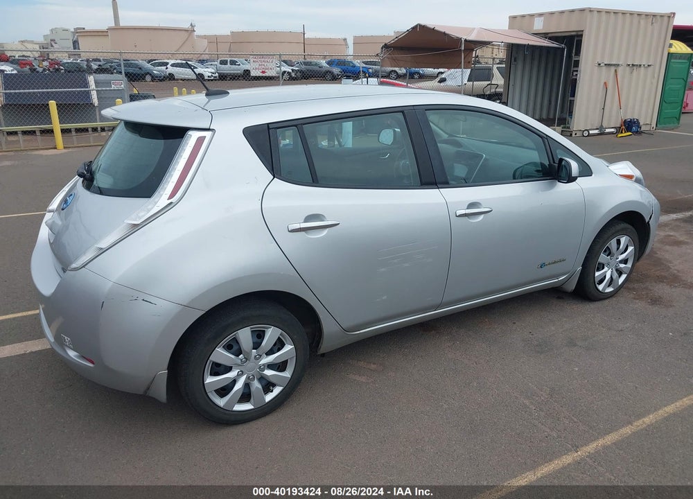 2015 NISSAN LEAF S VIN: 1N4AZ0CP2FC307122