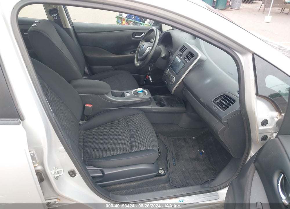2015 NISSAN LEAF S VIN: 1N4AZ0CP2FC307122