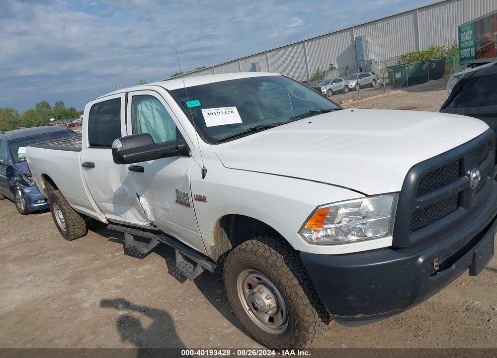 2018 RAM 2500 TRADESMAN 4X4 8' BOX VIN: 3C6TR5HT4JG411498