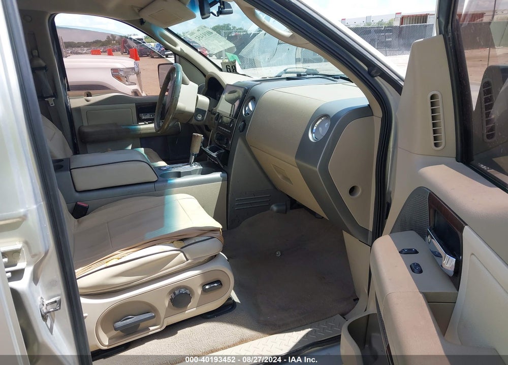 2006 LINCOLN MARK LT VIN: 5LTPW18546FJ19241