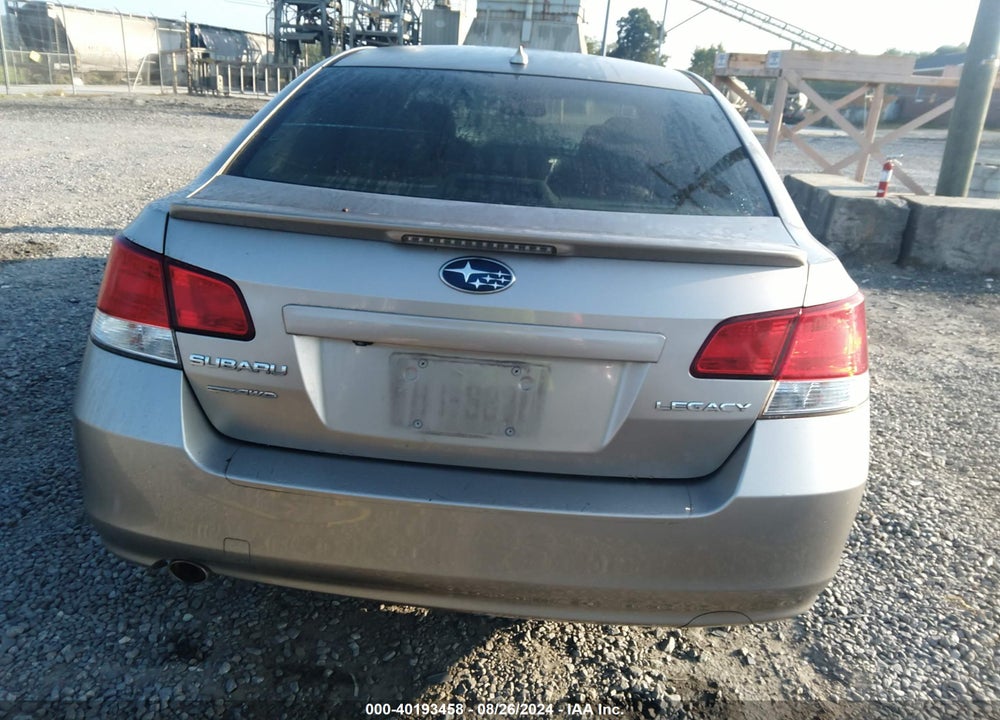 2014 SUBARU LEGACY 2.5I LIMITED VIN: 4S3BMCM63E3003333