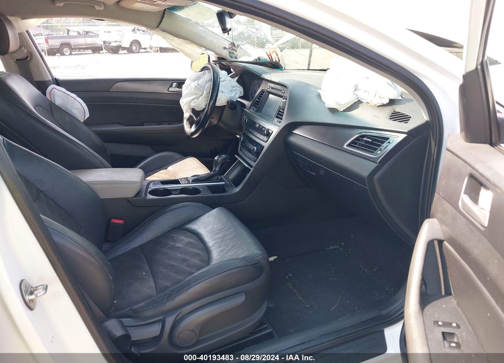 2017 HYUNDAI SONATA SPORT VIN: 5NPE34AF6HH557629