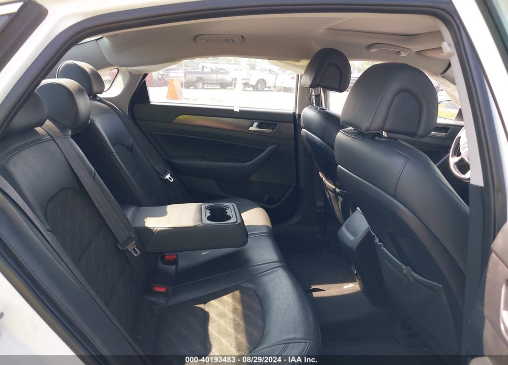 2017 HYUNDAI SONATA SPORT VIN: 5NPE34AF6HH557629