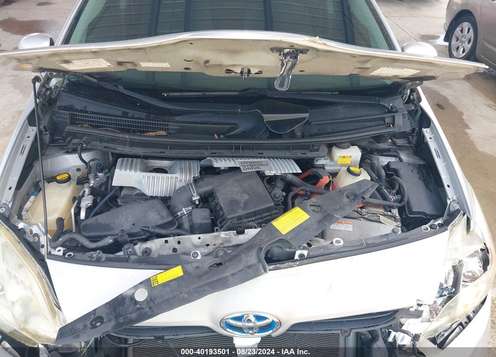 2011 TOYOTA PRIUS TWO VIN: JTDKN3DU6B0274590