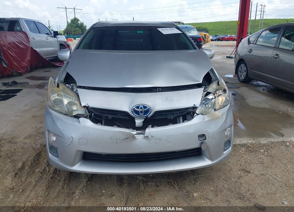 2011 TOYOTA PRIUS TWO VIN: JTDKN3DU6B0274590