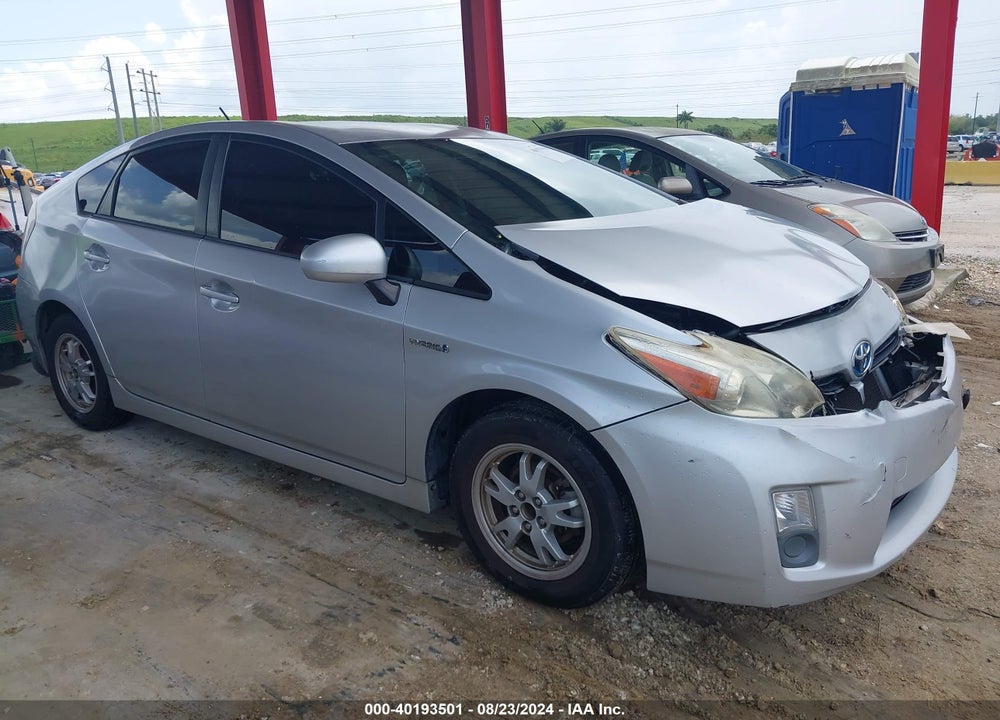 2011 TOYOTA PRIUS TWO VIN: JTDKN3DU6B0274590