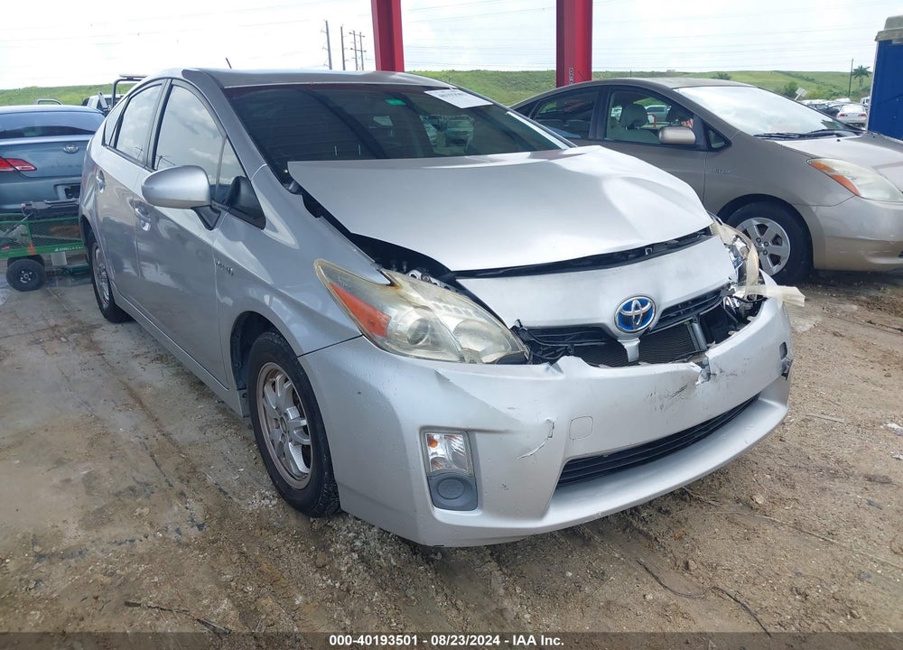 2011 TOYOTA PRIUS TWO VIN: JTDKN3DU6B0274590