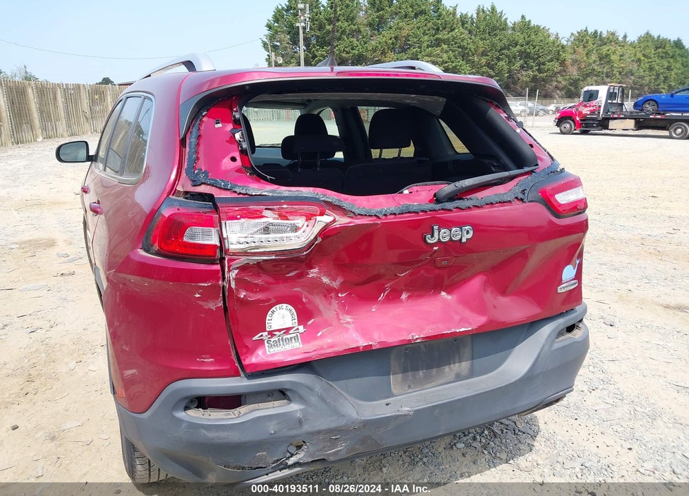 2017 JEEP CHEROKEE LATITUDE 4X4 VIN: 1C4PJMCS5HW562940