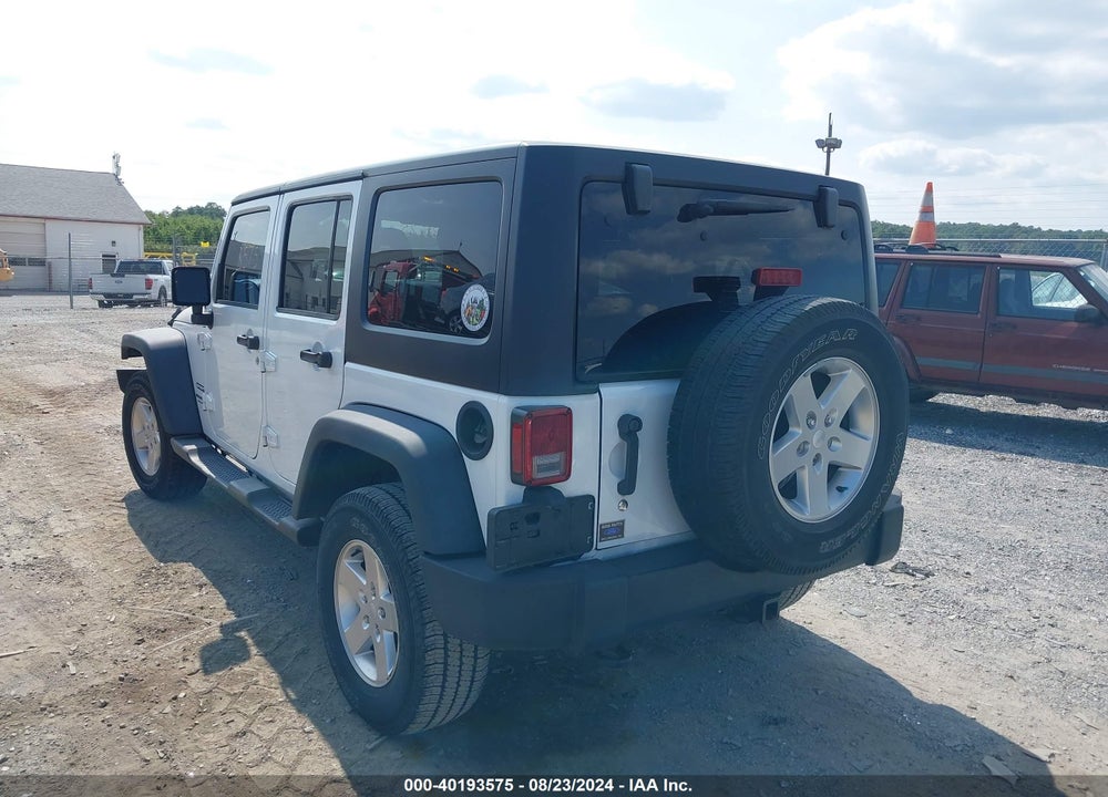 2014 JEEP WRANGLER UNLIMITED SPORT VIN: 1C4BJWDG5EL263428