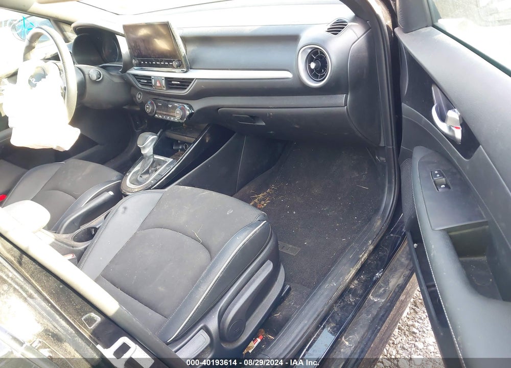 2023 KIA FORTE GT LINE VIN: 3KPF54AD8PE667789
