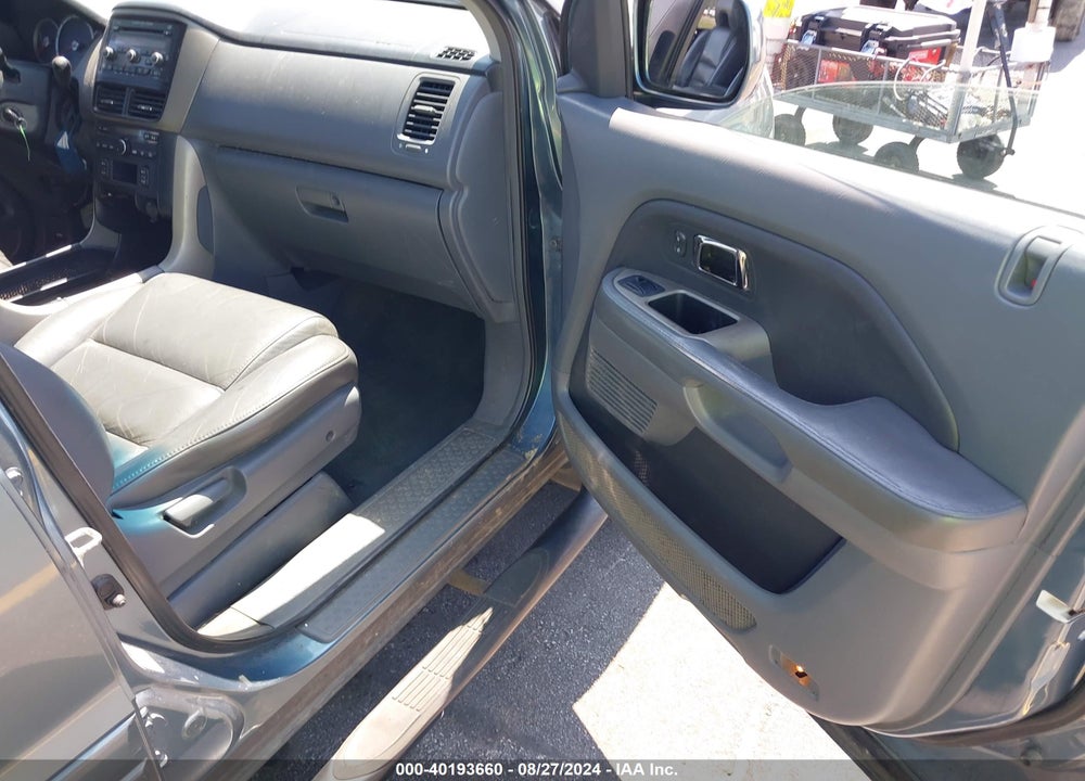 2008 HONDA PILOT EX-L VIN: 5FNYF18568B020760