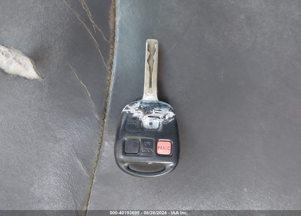2004 LEXUS GX 470 VIN: JTJBT20X140055178