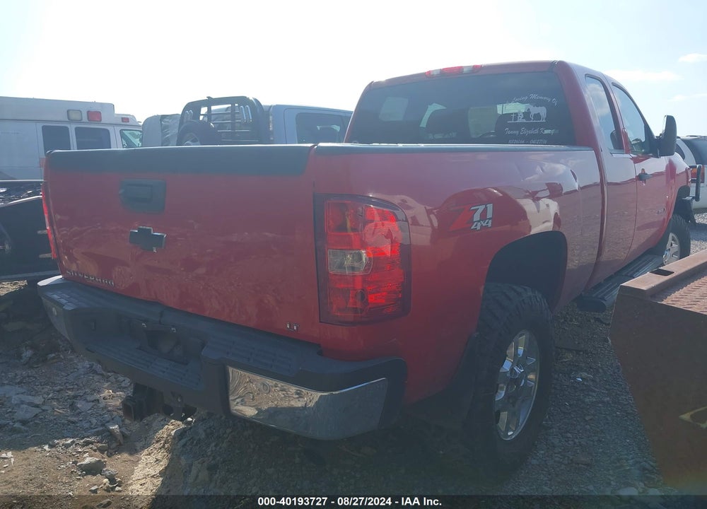 2011 CHEVROLET SILVERADO 2500HD VIN: 1GC2KXCG2BZ220713