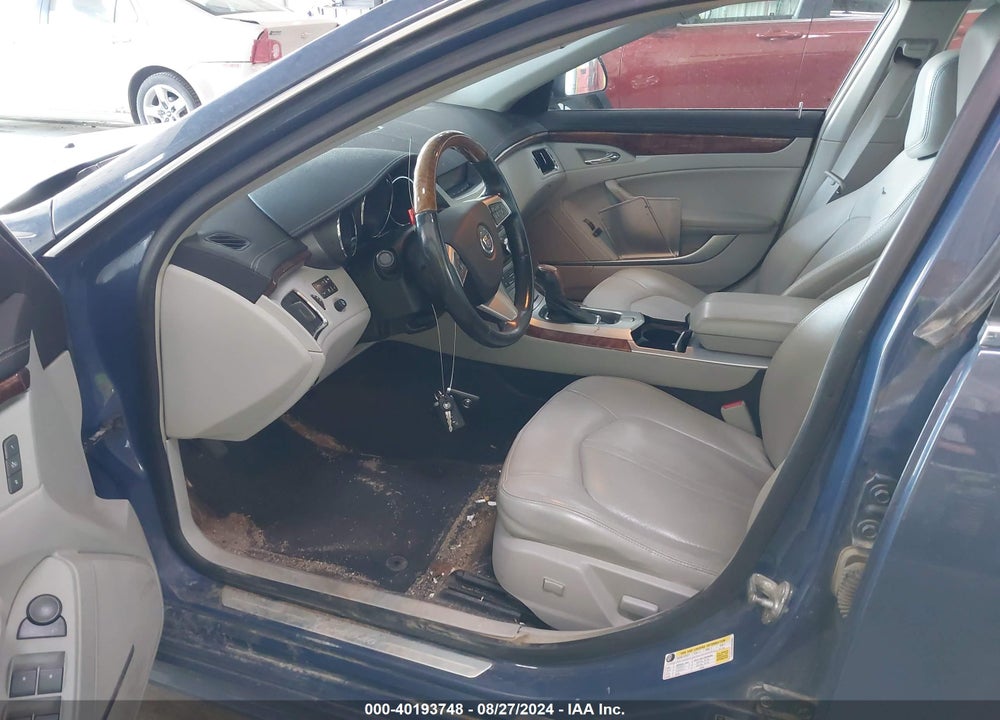 2010 CADILLAC CTS LUXURY VIN: 1G6DG5EG8A0105373