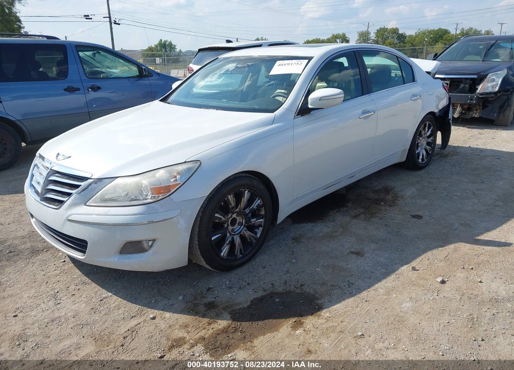 2011 HYUNDAI GENESIS VIN: KMHGC4DE6BU138409