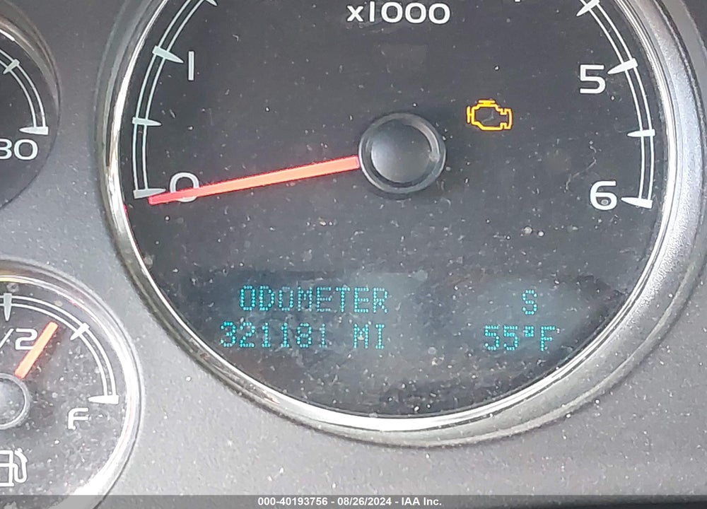 2010 CHEVROLET SUBURBAN 1500 LS VIN: 1GNUCHE03AR158398