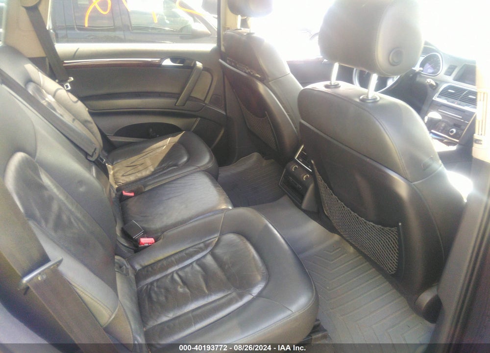 2010 AUDI Q7 3.6 PREMIUM VIN: WA1CYAFE8AD007717