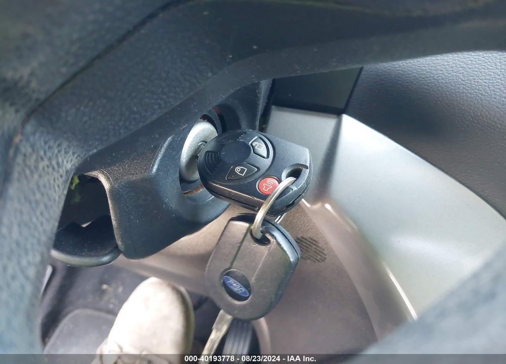2015 FORD ESCAPE SE VIN: 1FMCU0G70FUB77861