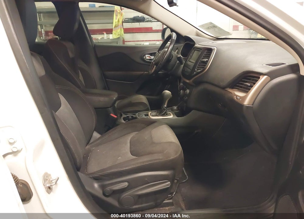2016 CHEROKEE JEEP  SPORT VIN: 1C4PJMAS9GW231098