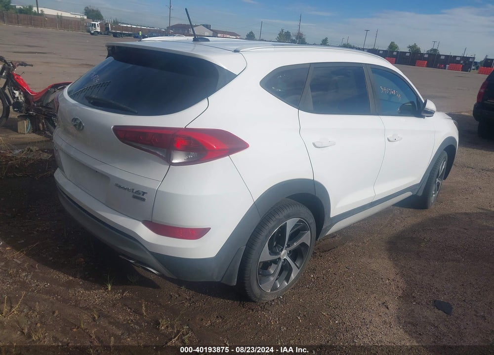 2017 HYUNDAI TUCSON SPORT VIN: KM8J3CA2XHU412603